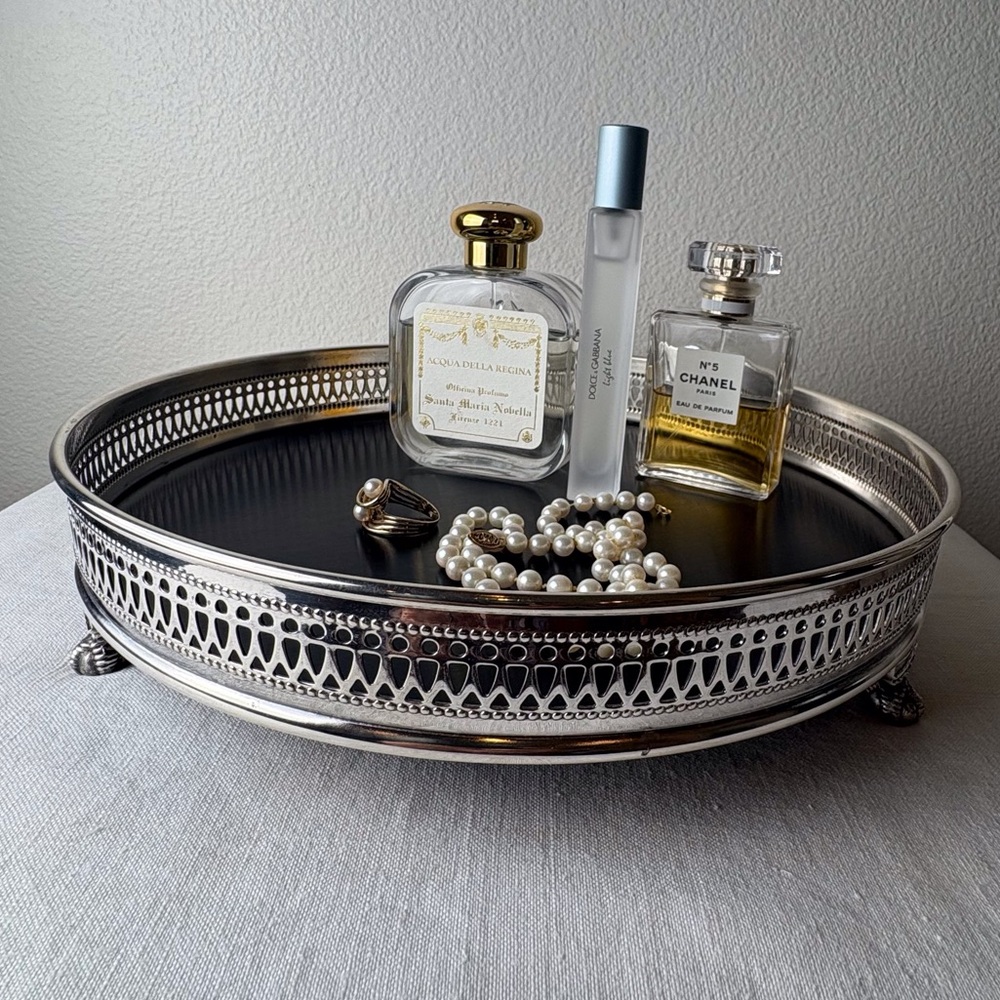 MCM Footed Bar / Vanity Tray - Silver Plate w/ Black Inset - XLNT Vintage Cond. - Picture 2 of 13